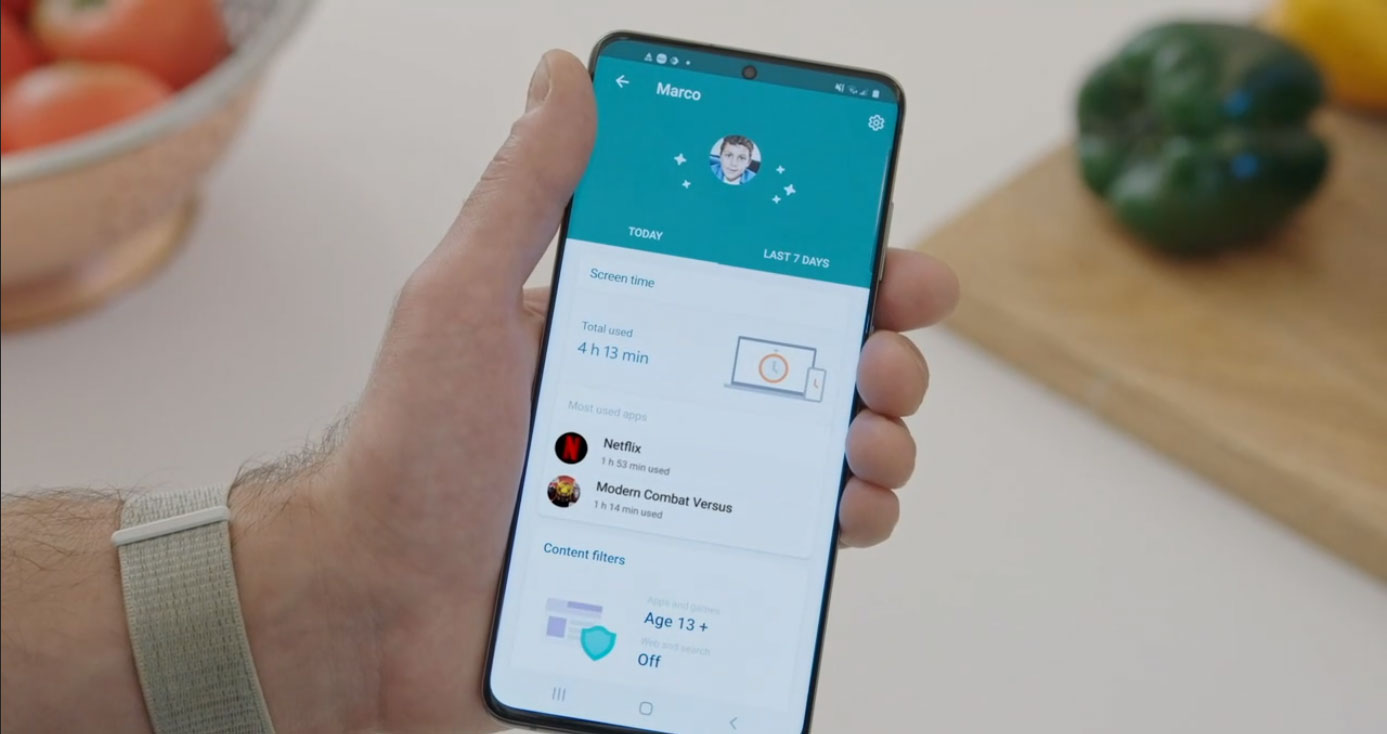 Family Safety monitor on Android device